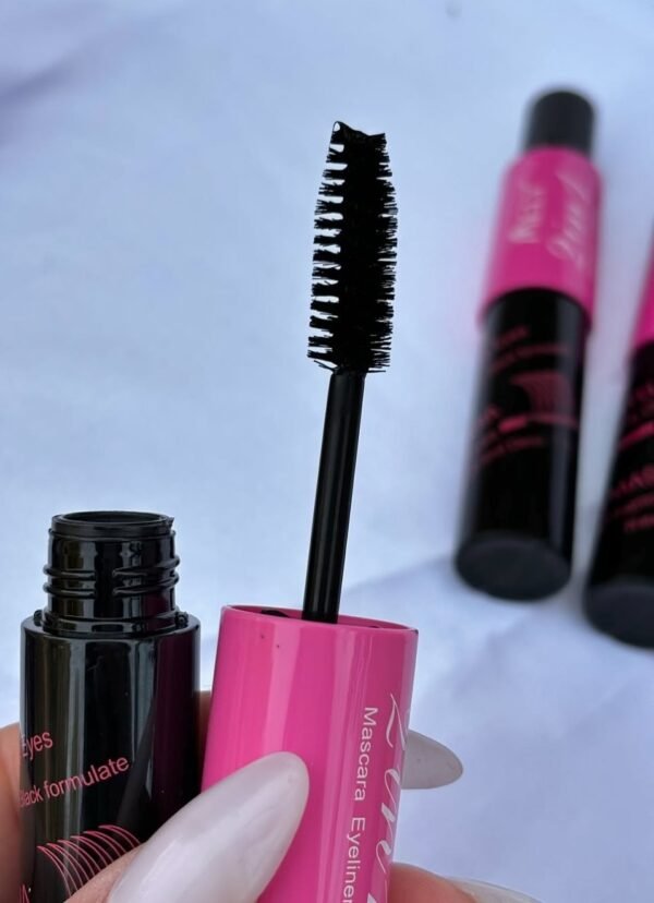 Mascara de Pestañas + Delineador